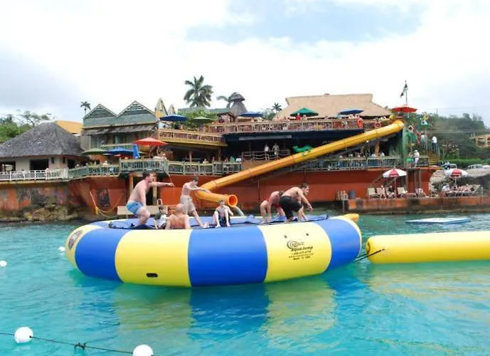 Inn Hospitality Expert Bts 4 Pool Bar *