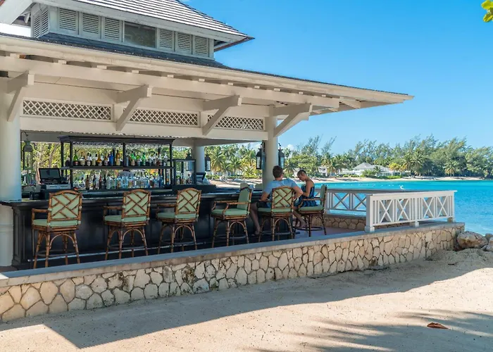 Inn Hospitality Expert Bts 4 Pool Bar