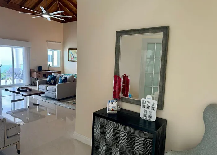 Hospitality Expert Bts 4 Pool Bar Inn Montego Bay