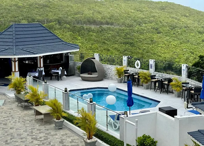 Hospitality Expert Bts 4 Pool Bar Inn *