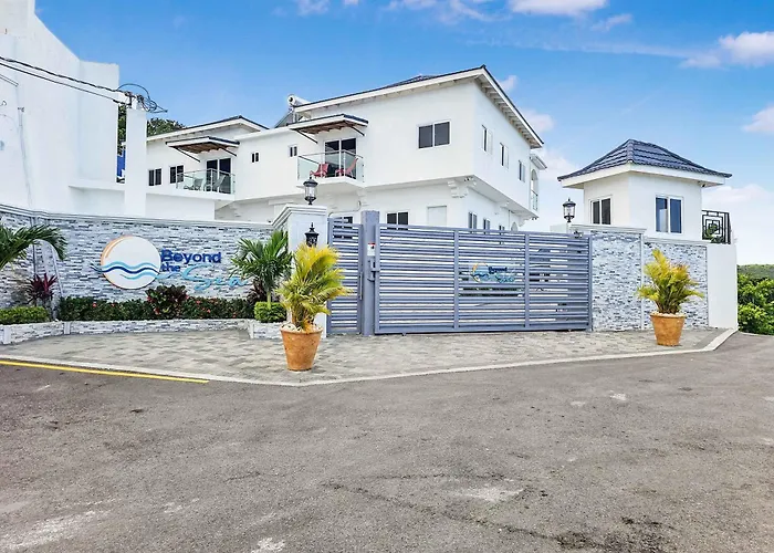 Hospitality Expert Bts 4 Pool Bar Inn Montego Bay